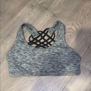 Strappy forever 21 sports bra 🤍